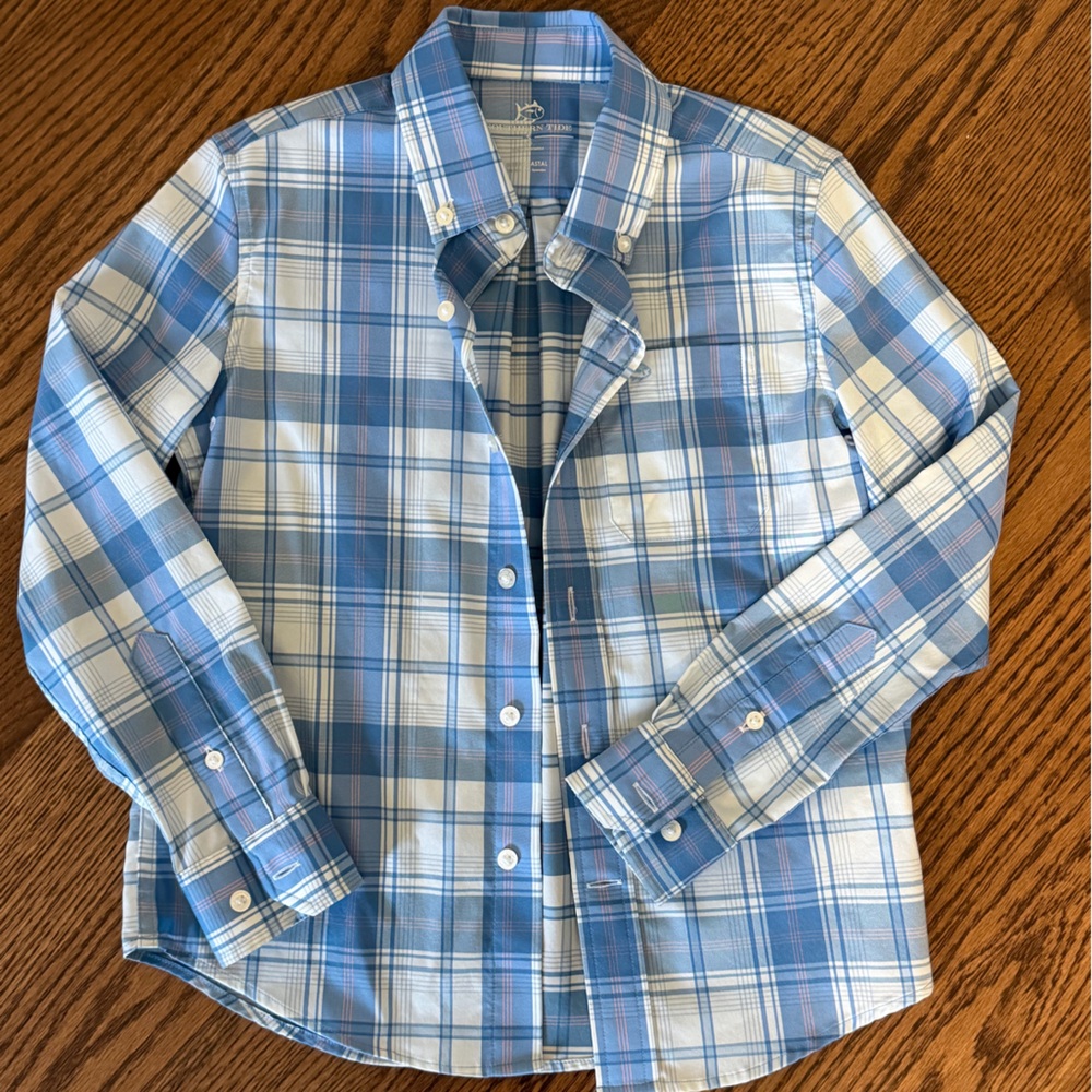 Boys Southern Tide Button Down size small